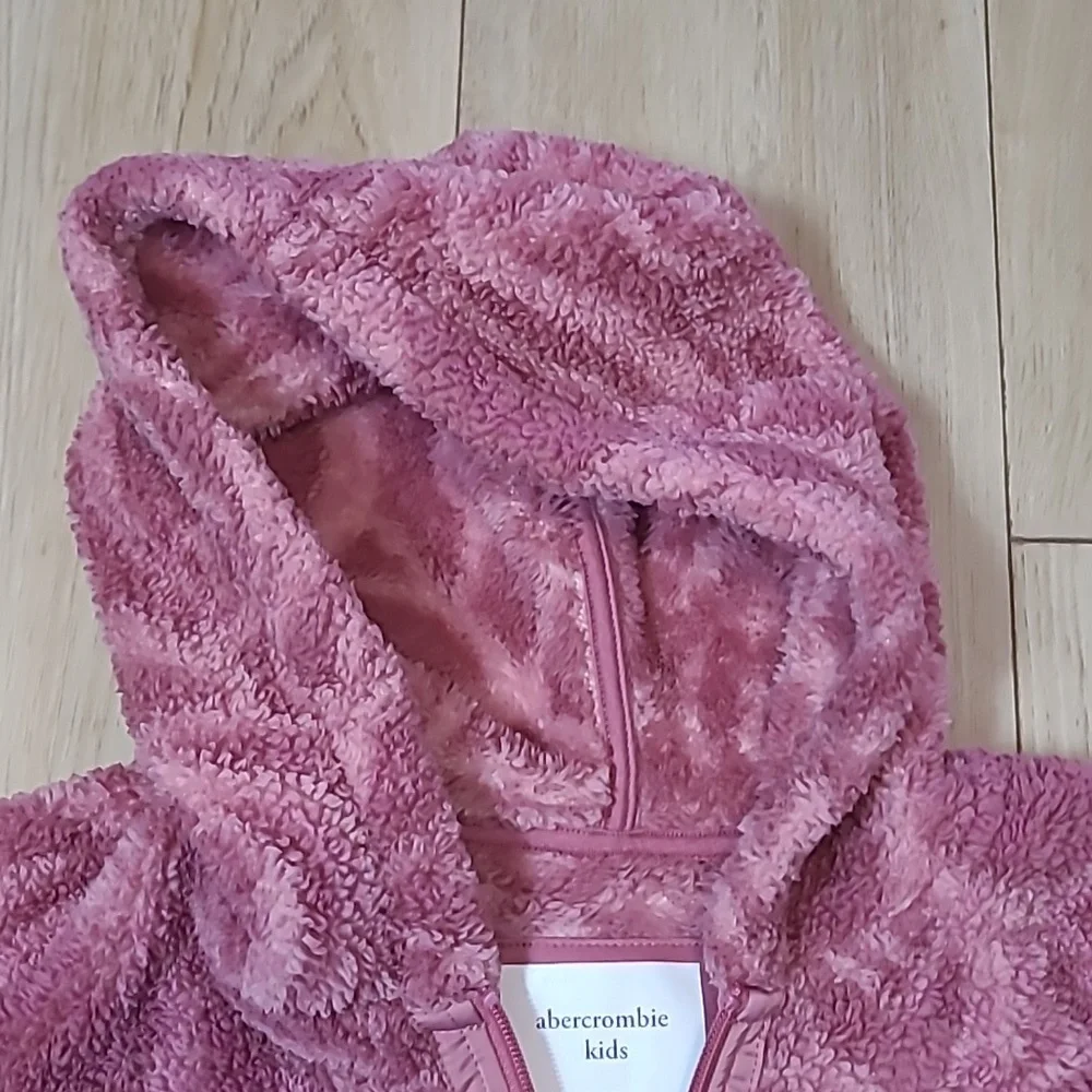 Abercrombie Kids Sherpa Fleece Hoodie Size 9/10